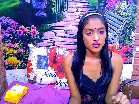 IndianPretty14u2Luv webcam