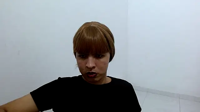 estefania224 webcam