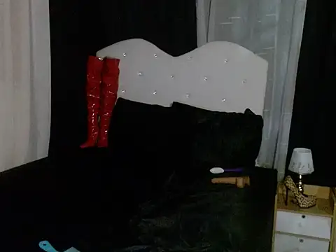 AshantTsiBigCock live cam on StripChat