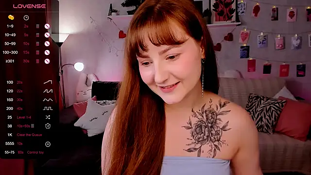 velvet_cherry_ webcam