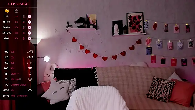 velvet_cherry_ webcam