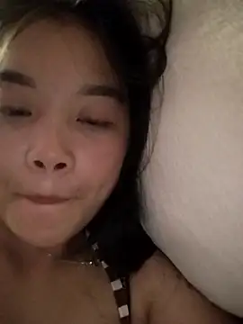 Baa-bee22 webcam