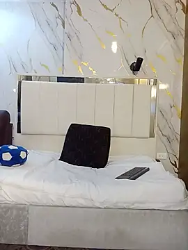 Chloe16_