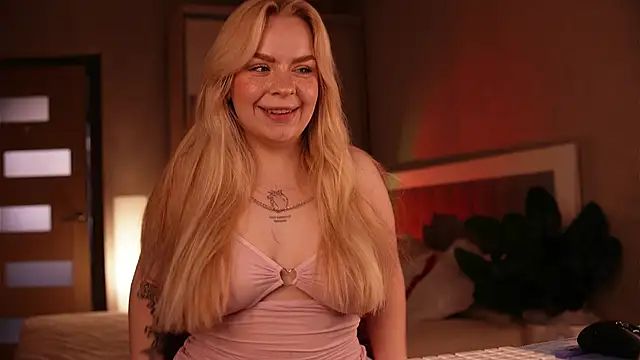LisaLove3 live cam on StripChat