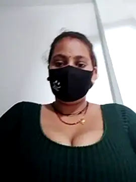 KAVITA786RR webcam