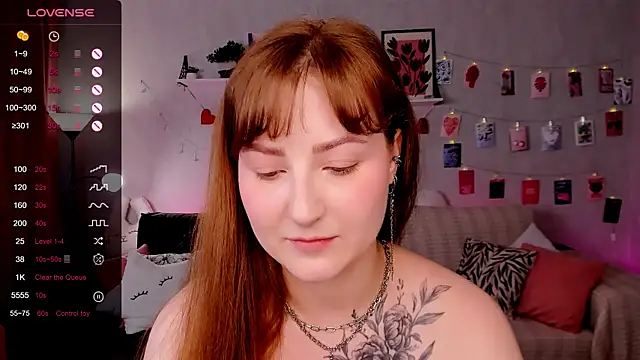 velvet_cherry_ webcam