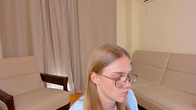 FemMantis webcam