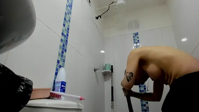 Sweet-Suck69 webcam
