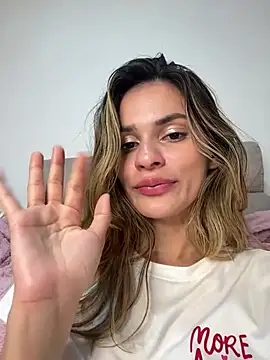 cuteluci_