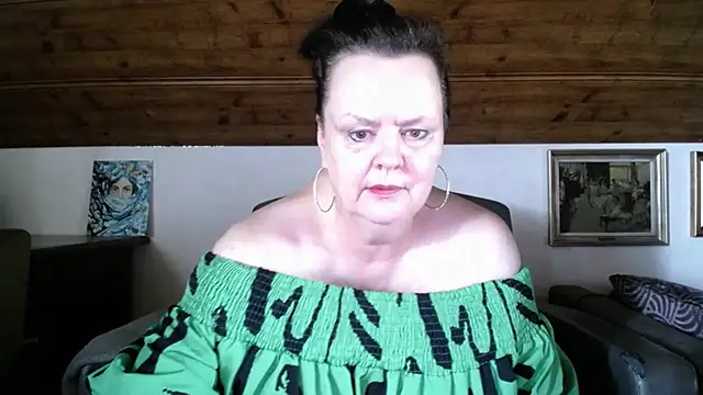 TiffanyMature webcam