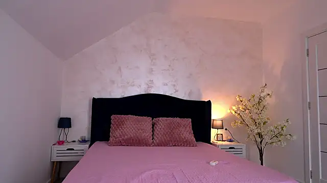 NadiaMarble webcam