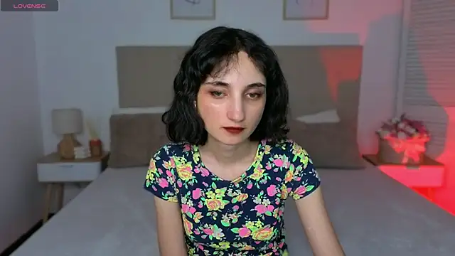 Little_zoi webcam