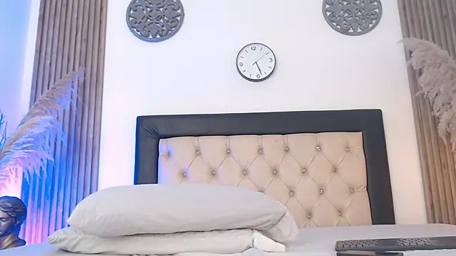Sia_Foxx01 webcam