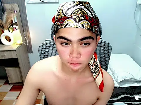 ItsKenny webcam