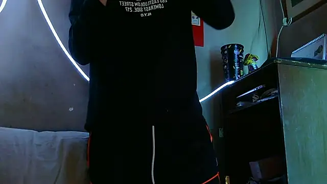 Latinopervs webcam