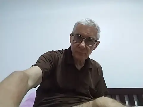 BIGUNCUTHARDCOCK webcam