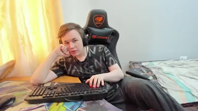 iliaskrislove webcam