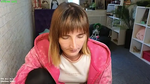 Nika_Kitten webcam