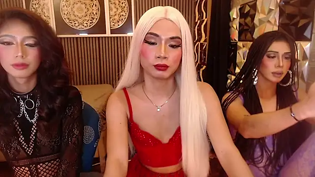 AudreyMilesTrans webcam
