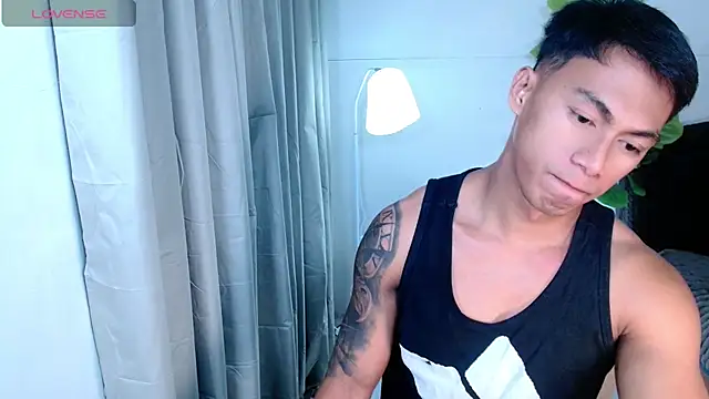 PinooyMilker webcam