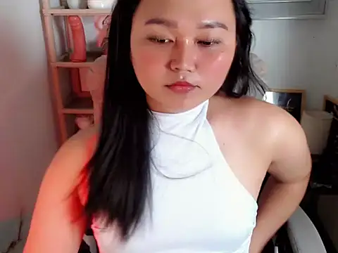 Eyes-on-me webcam