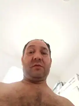 Poseidone76 live cam on StripChat