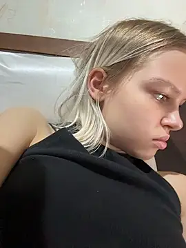 AshleyMur webcam