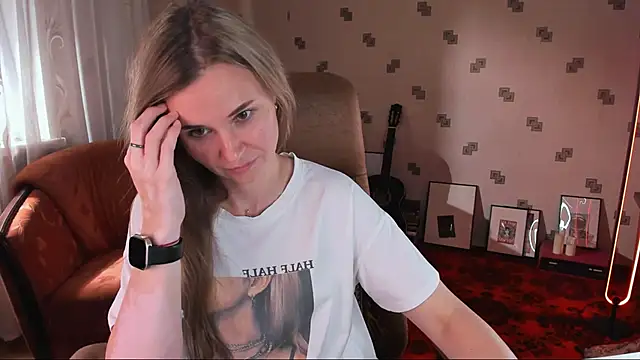 MiaSparkes webcam