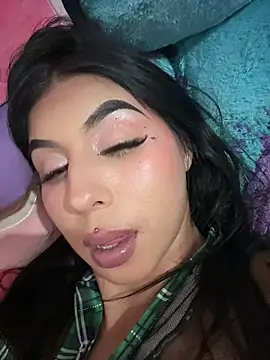 ariella_lov webcam