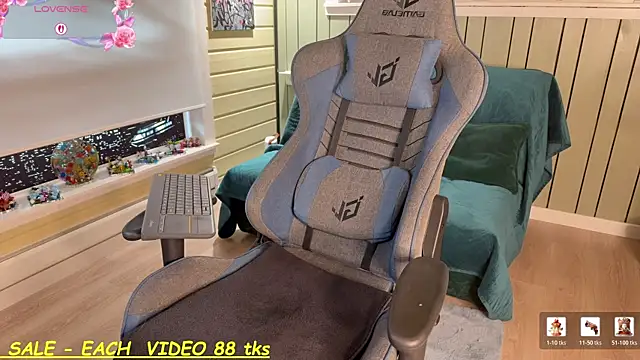 SandyChris webcam