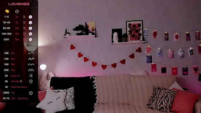 velvet_cherry_ webcam