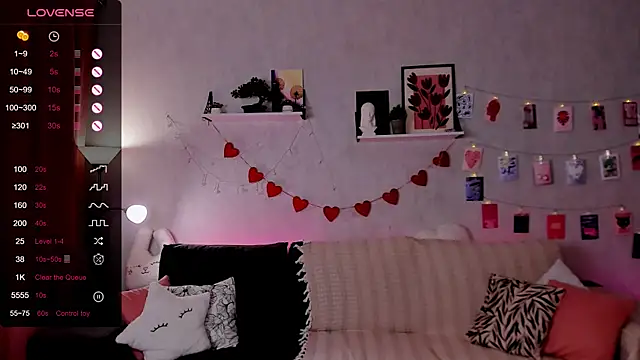 velvet_cherry_ webcam
