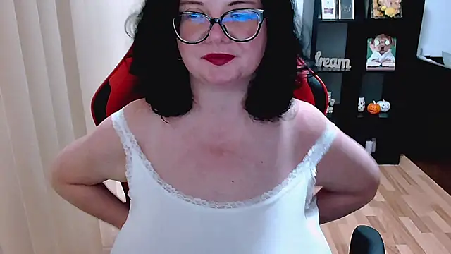 MissTroublle live cam on StripChat