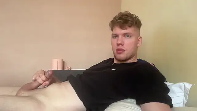 sexybooii6968 webcam