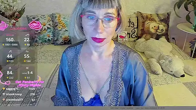 AgataFoxx webcam