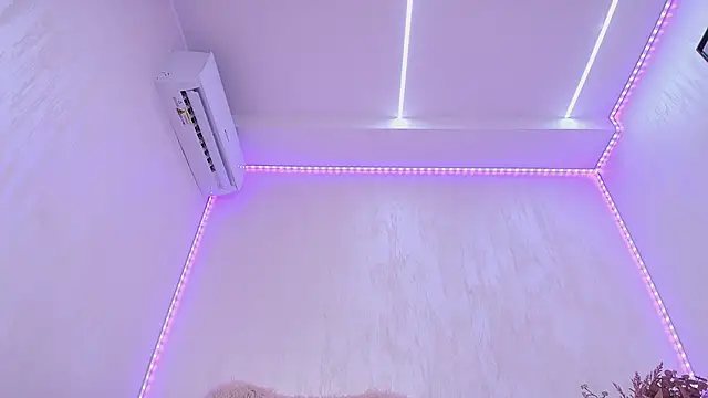 Anna_Lewis webcam