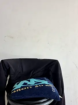 Doudoulecoquin live cam on StripChat