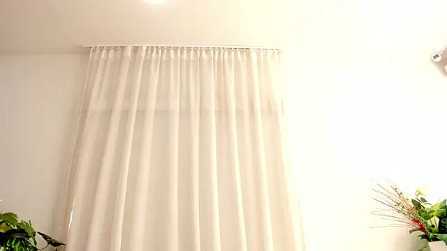 kytziakaya - Kytziakaya's free webcam - UK Sex Cams