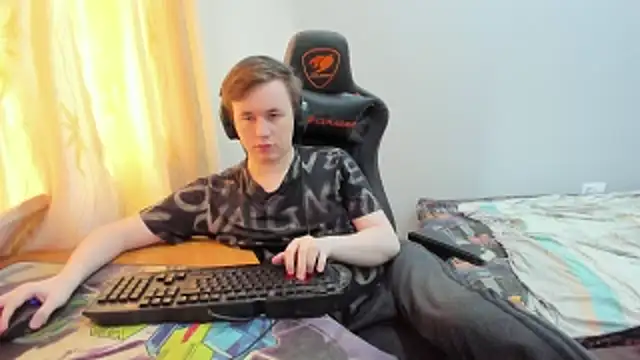 iliaskrislove webcam