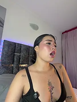 Natasharuso webcam