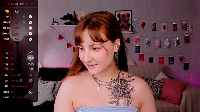 velvet_cherry_ webcam