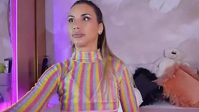 JullyBlair webcam