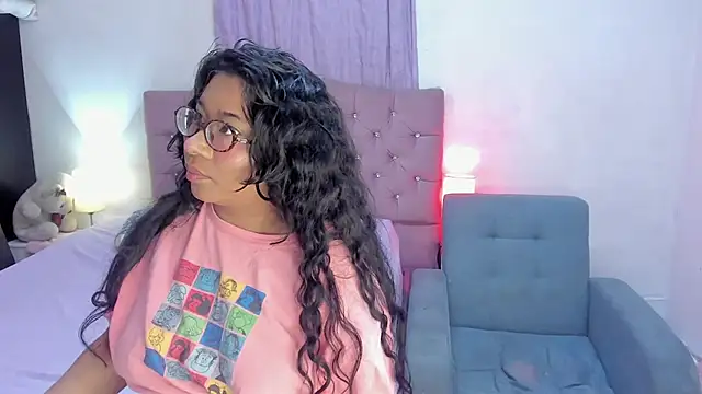 Latinabombsheell webcam