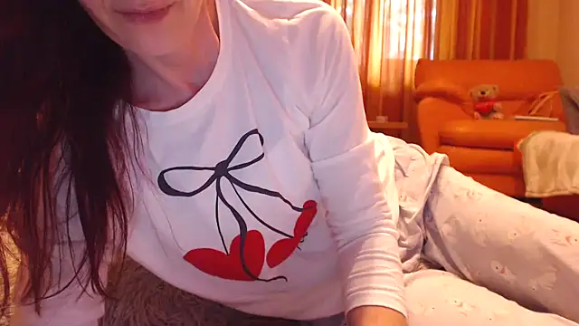 LovelyAndraGirl webcam