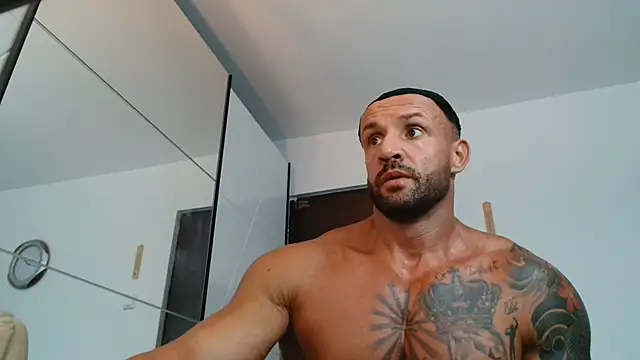 Magnificmuscles89 webcam