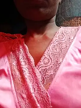 Kajal-Mehra webcam