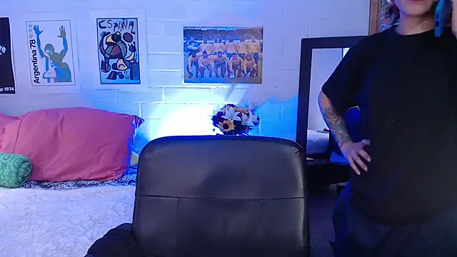 Amy66 webcam