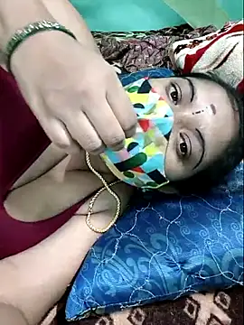 Ramya-hot-gueen webcam