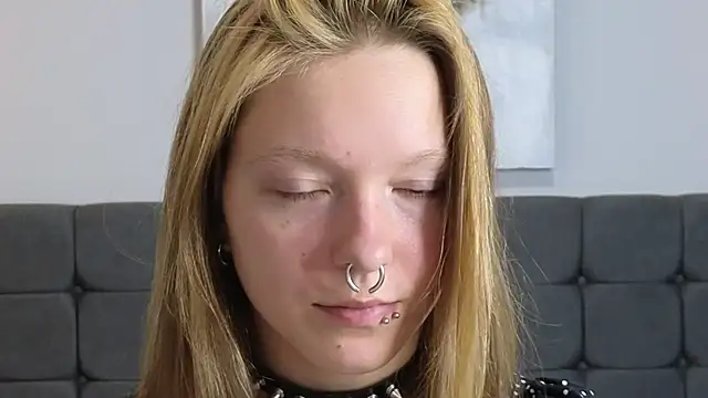 LauraLowe webcam
