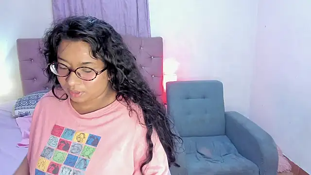 Latinabombsheell webcam